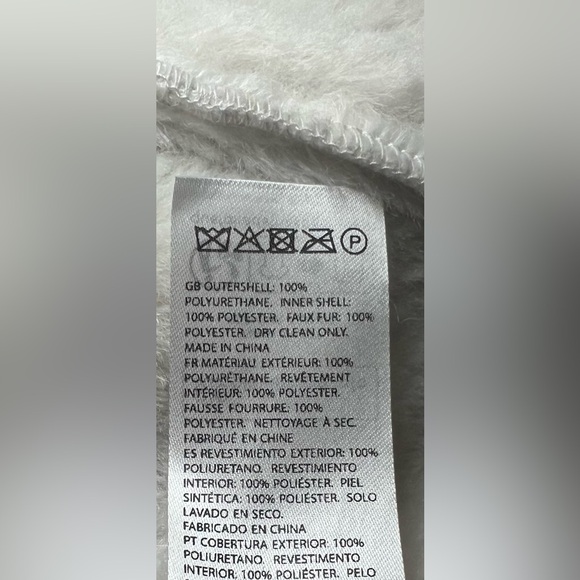 New (NWT) Frosty White Faux Leather and Shearling Jacket, size 44 (US size 14) - Picture 14 of 15